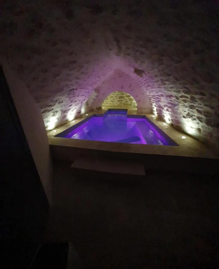 Le Spa Insolite De Malaucene Apartment